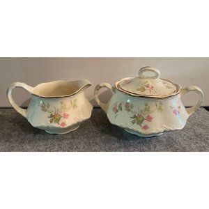 Vintage Homer Laughlin Creamer and Sugar Bowl Set  #935